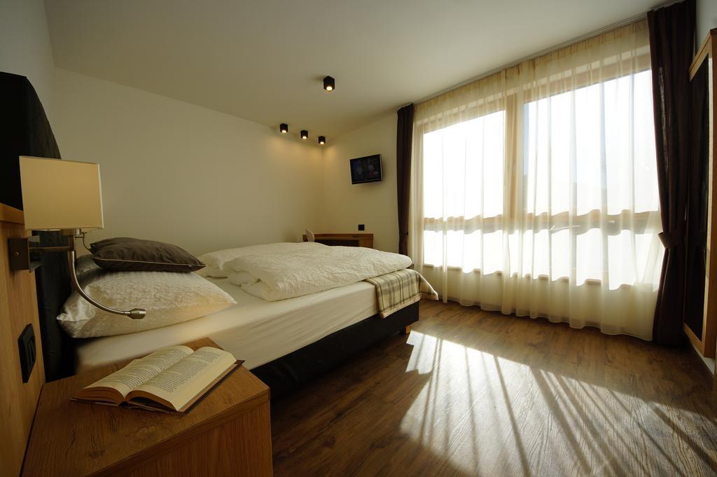Apartment Ambria